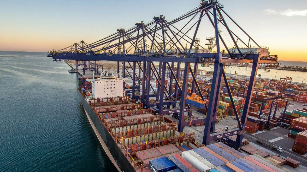 এবার পাকিস্তানের বন্দরে ভারতীয় পতাকাবাহী জাহাজ প্রবেশে নিষেধাজ্ঞা